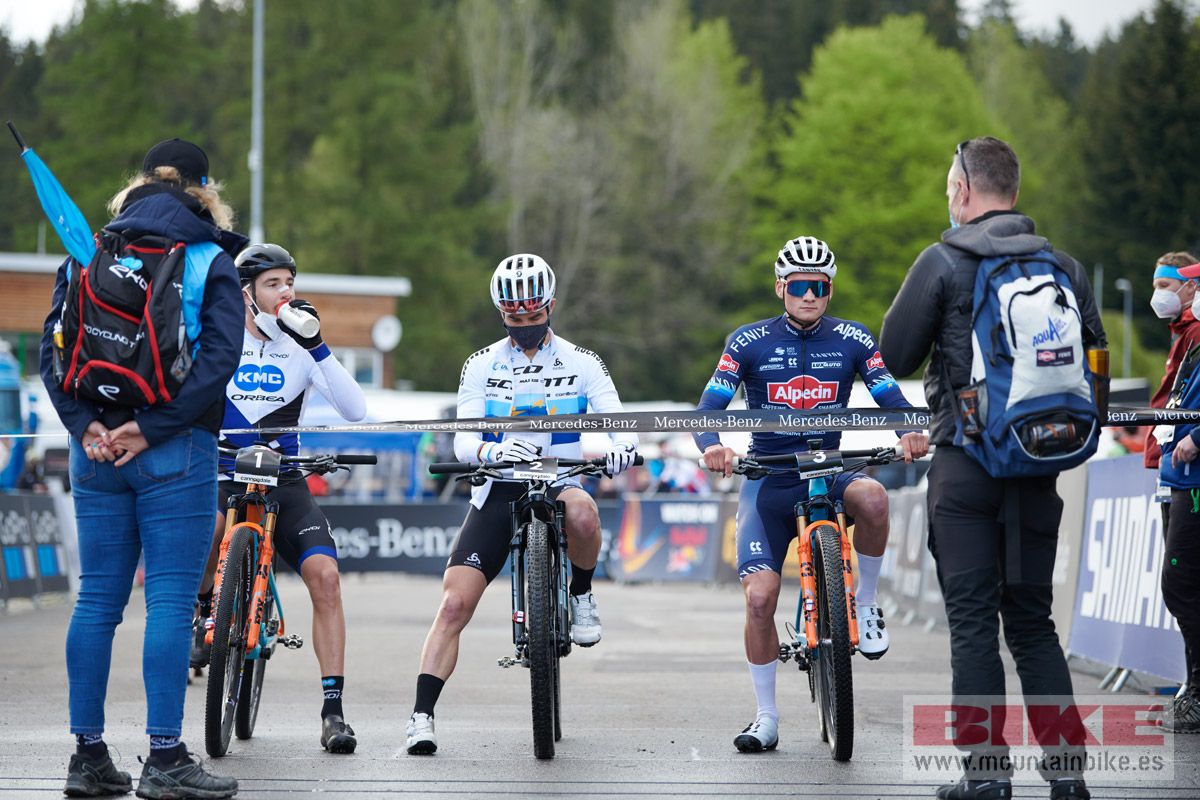 Copa del Mundo Nove Mesto 2021. Short Track. Fotos Frabanvisuals (25)