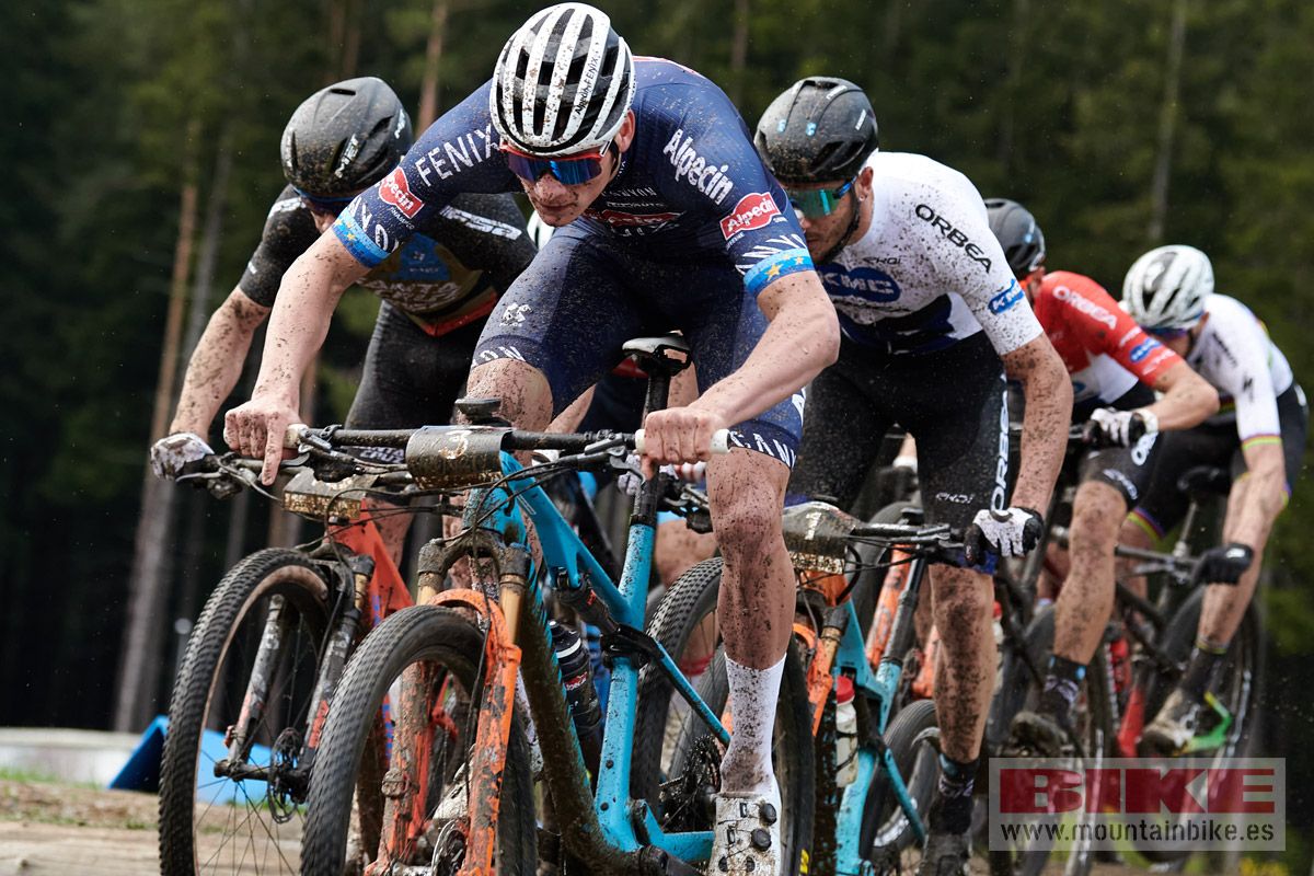 Copa del Mundo Nove Mesto 2021. Short Track. Fotos Frabanvisuals (32)