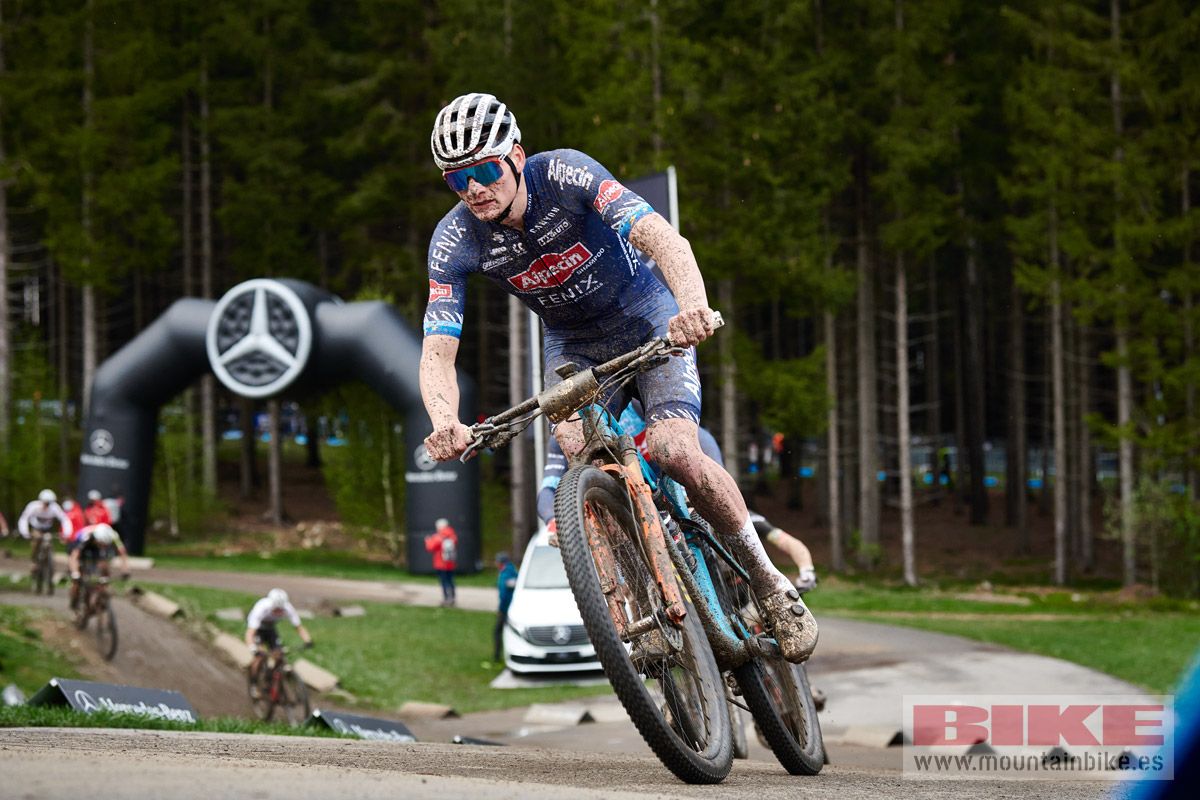 Copa del Mundo Nove Mesto 2021. Short Track. Fotos Frabanvisuals (34)