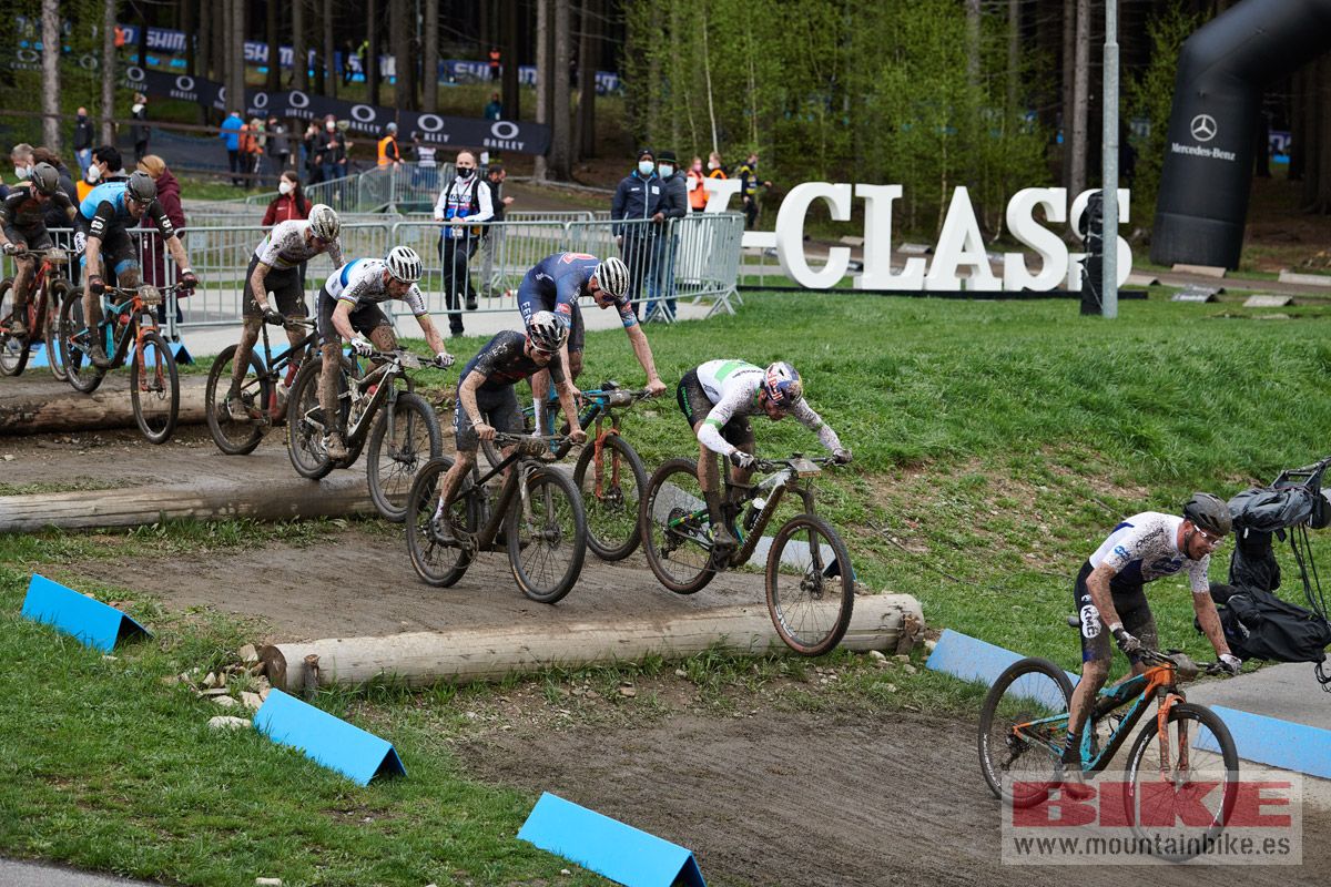 Copa del Mundo Nove Mesto 2021. Short Track. Fotos Frabanvisuals (42)