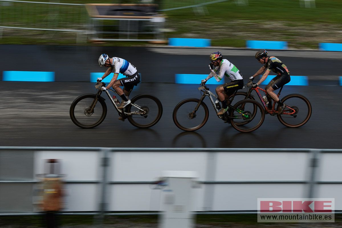 Copa del Mundo Nove Mesto 2021. Short Track. Fotos Frabanvisuals (44)