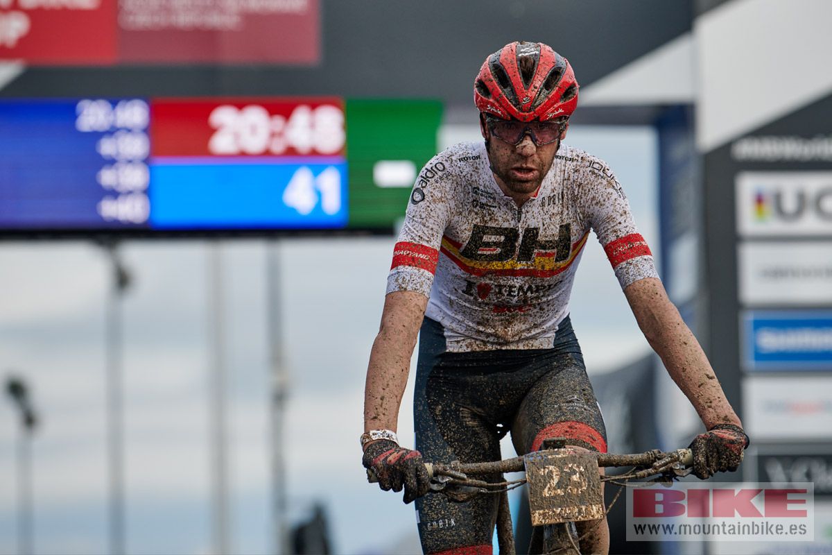 Copa del Mundo Nove Mesto 2021. Short Track. Fotos Frabanvisuals (48)
