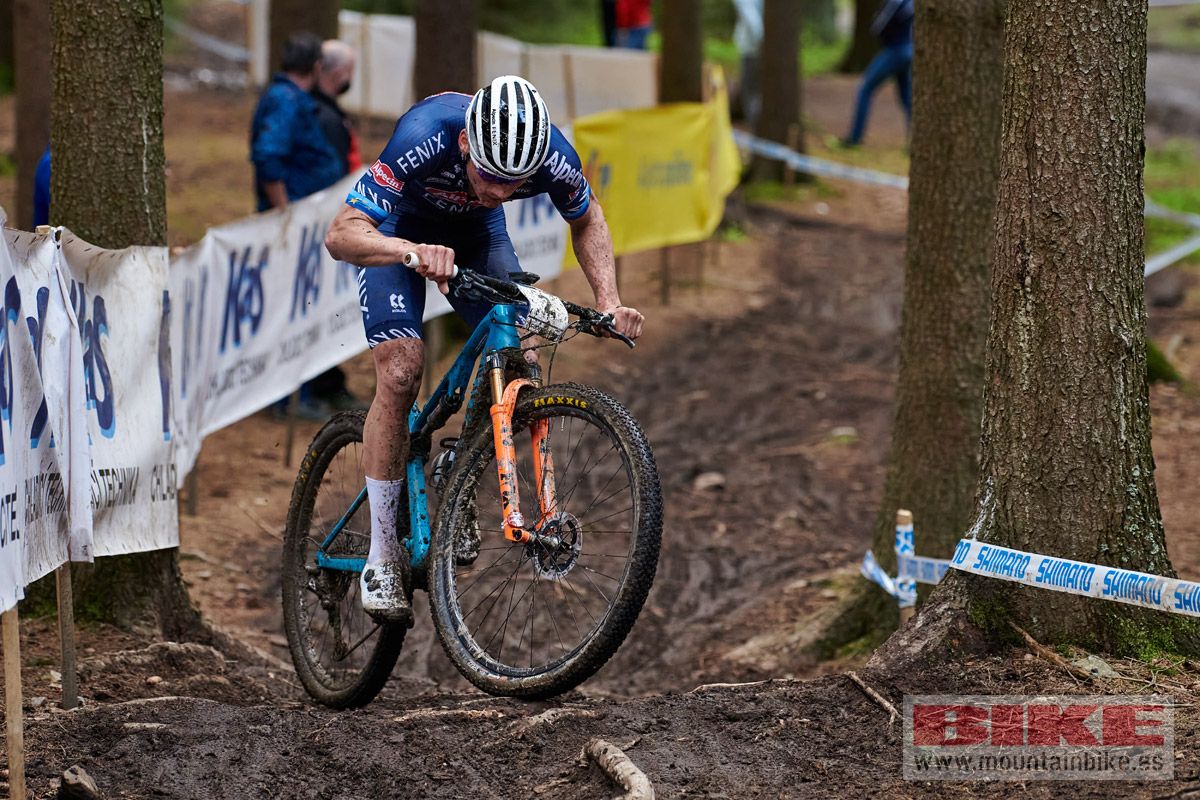 Copa del Mundo XCO Nove Mesto. Hombres. Fotos Frabanvisuals (18)