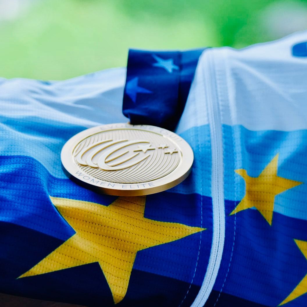 Natalia Fischer nos cuenta cómo consiguió el título de Campeona de Europa medalla2 Natalia Fischer nos cuenta cómo consiguió el título de Campeona de Europa medalla2