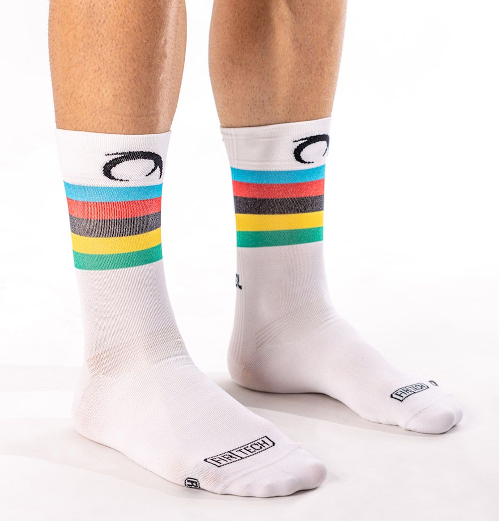 Sorteamos 10 pares de Calcetines Lurbel Kairos Winner detalle 2