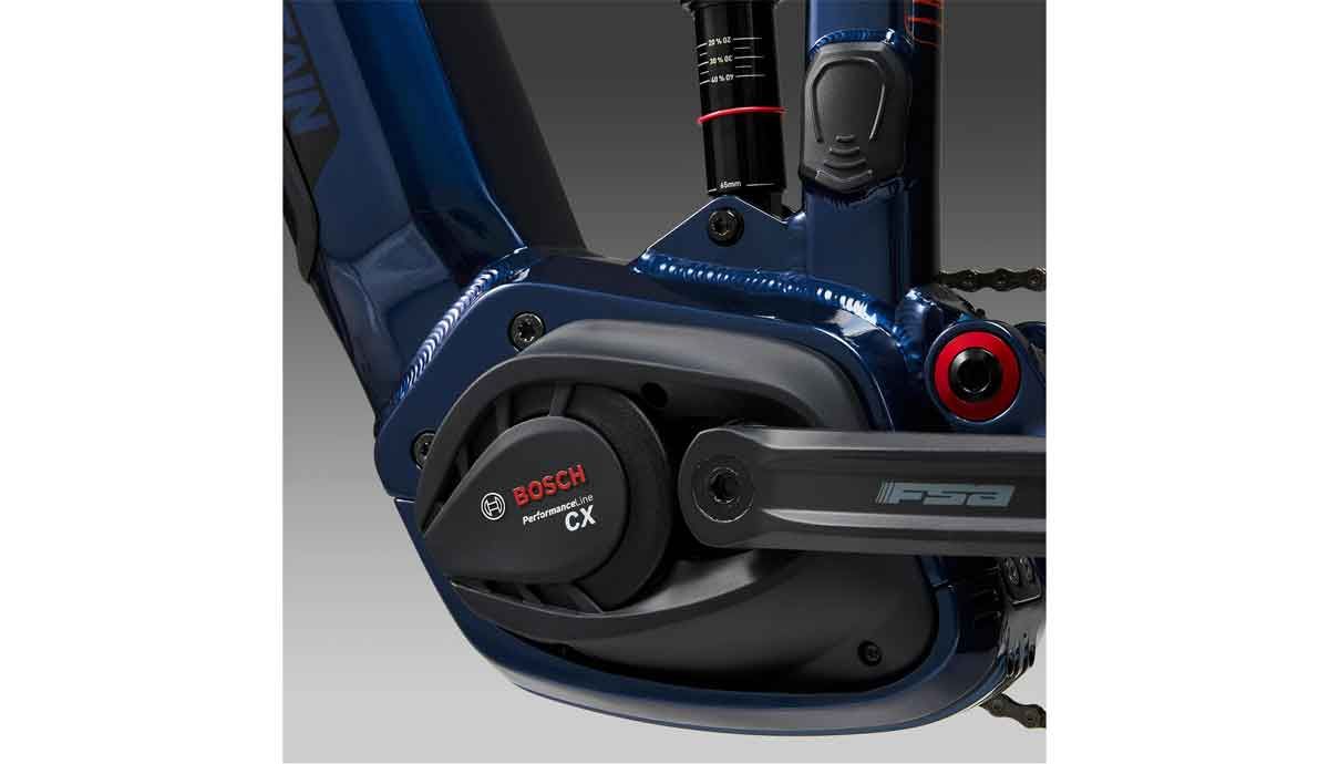 Cuenta con motor BOSCH Performance Line CX par de 85 Nm