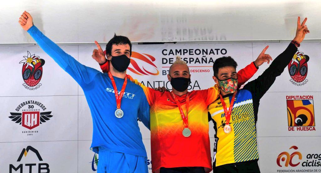 Campeonato de ESpaña DH. Gran estreno de Álex Marín Podio 