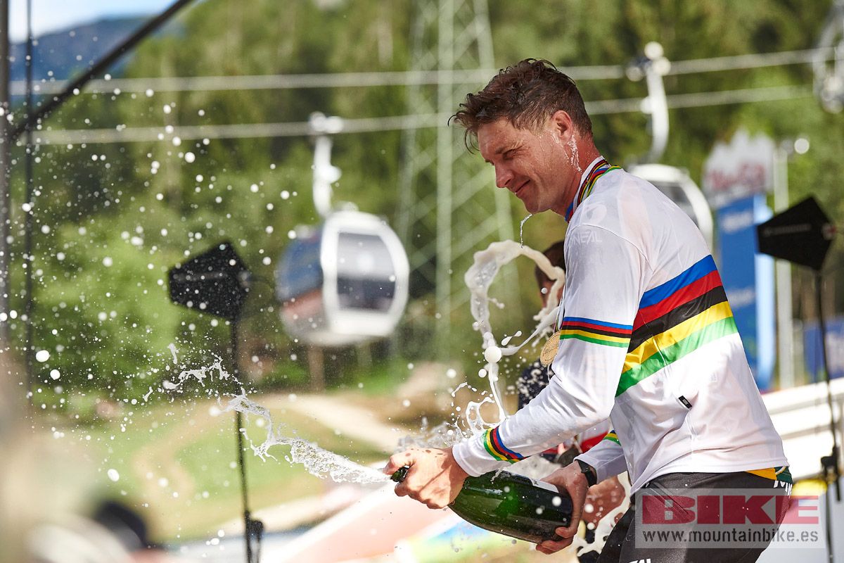 Las mejores fotos del DH del Mundial de Val di Sole (24)