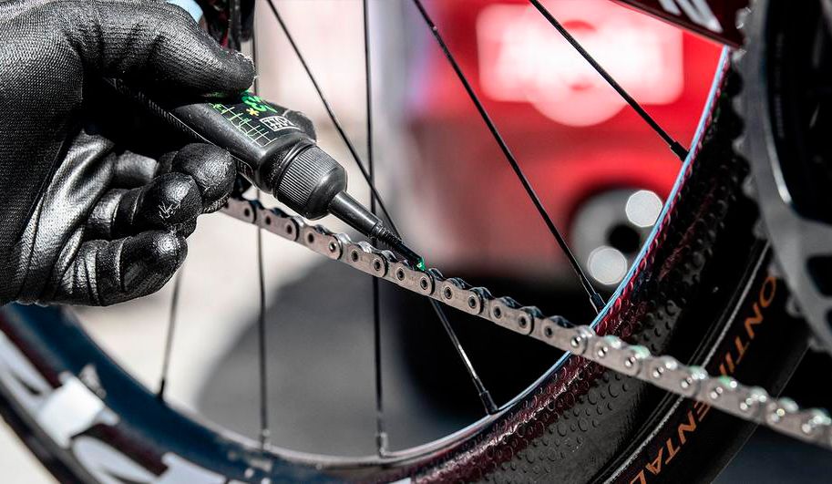 Ceras lubricantes: 6 claves para aplicarlas correctamente
