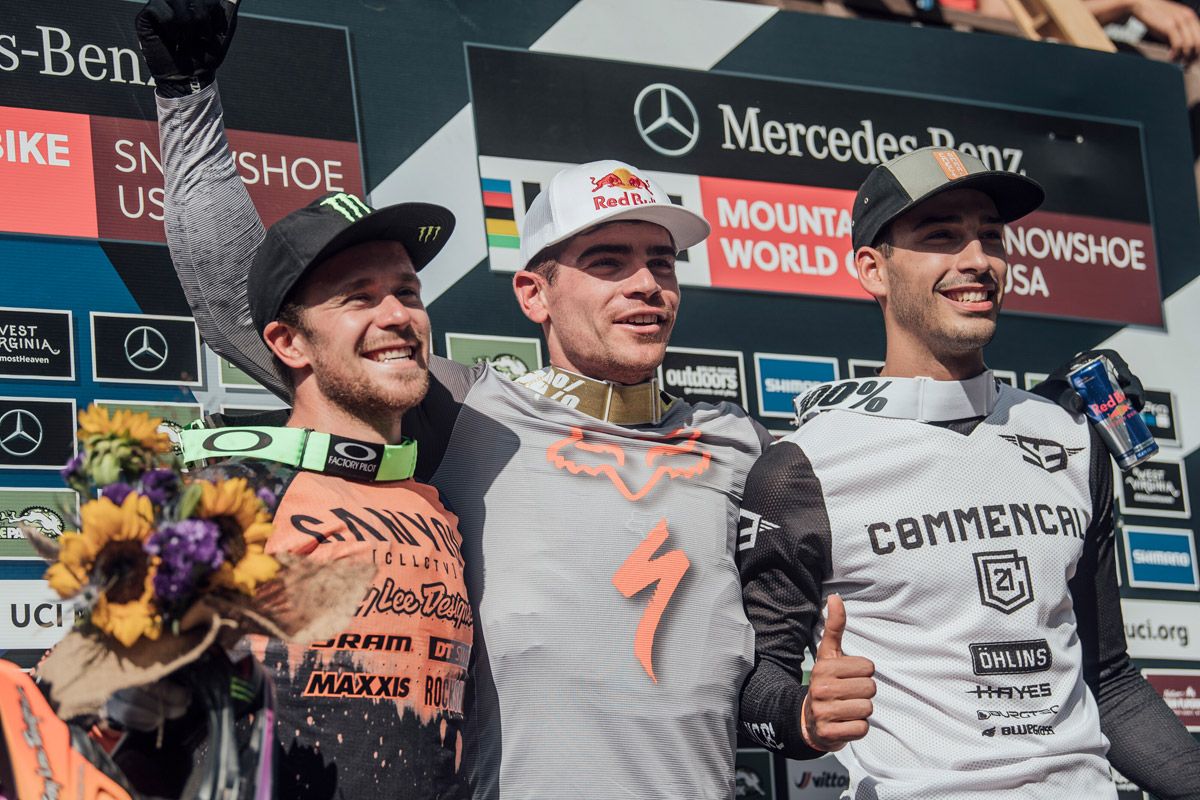 Ángel Suárez, tercero en la emocionante final de la Copa del Mundo DH Bruni podio Ángel Suárez, tercero en la emocionante final de la Copa del Mundo DH Bruni podio