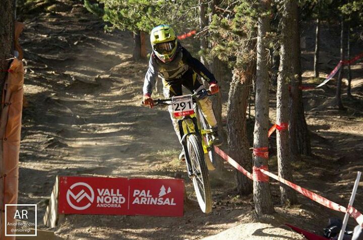 Arnau Graslaub Miro: Top 15 en el IXS Rookies Championships