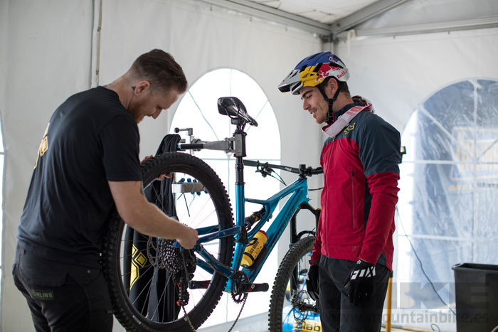 Horquilla Öhlins RXF 36 Trail y amortiguador Öhlins TTX Air