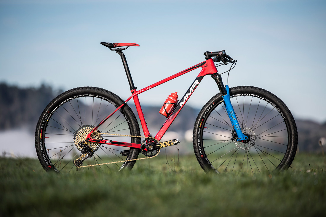 MMR Factory Racing Team 2019: calienta motores