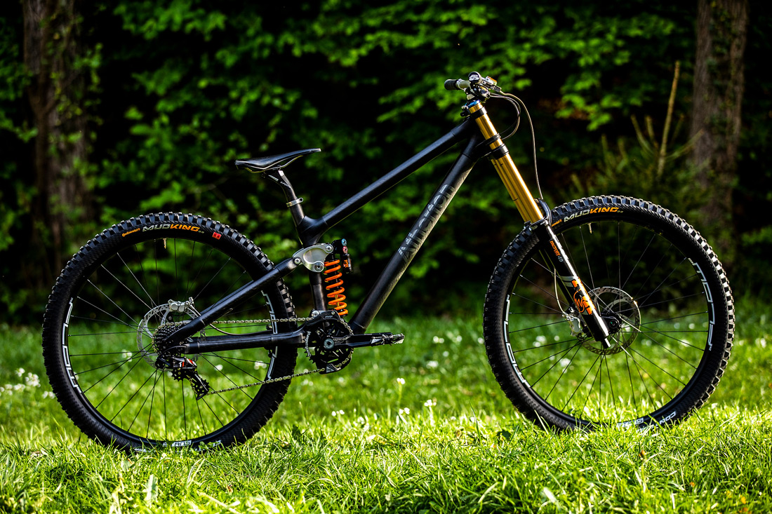 Atherton Bikes se alía con FSA