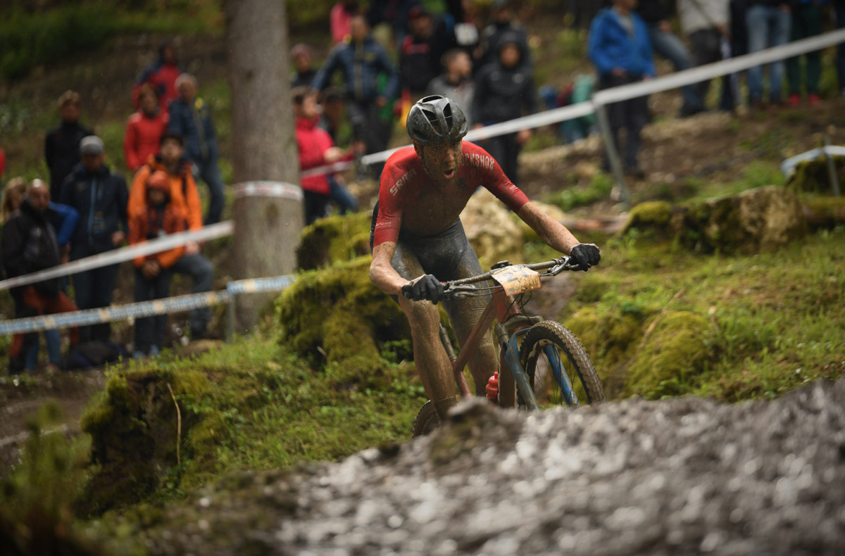 Hutchinson Skeleton: un neumático para la velocidad