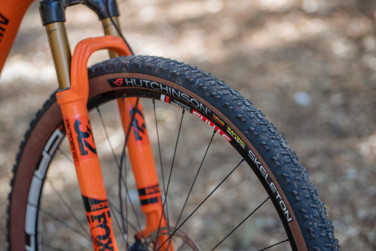 Hutchinson Skeleton: un neumático para la velocidad