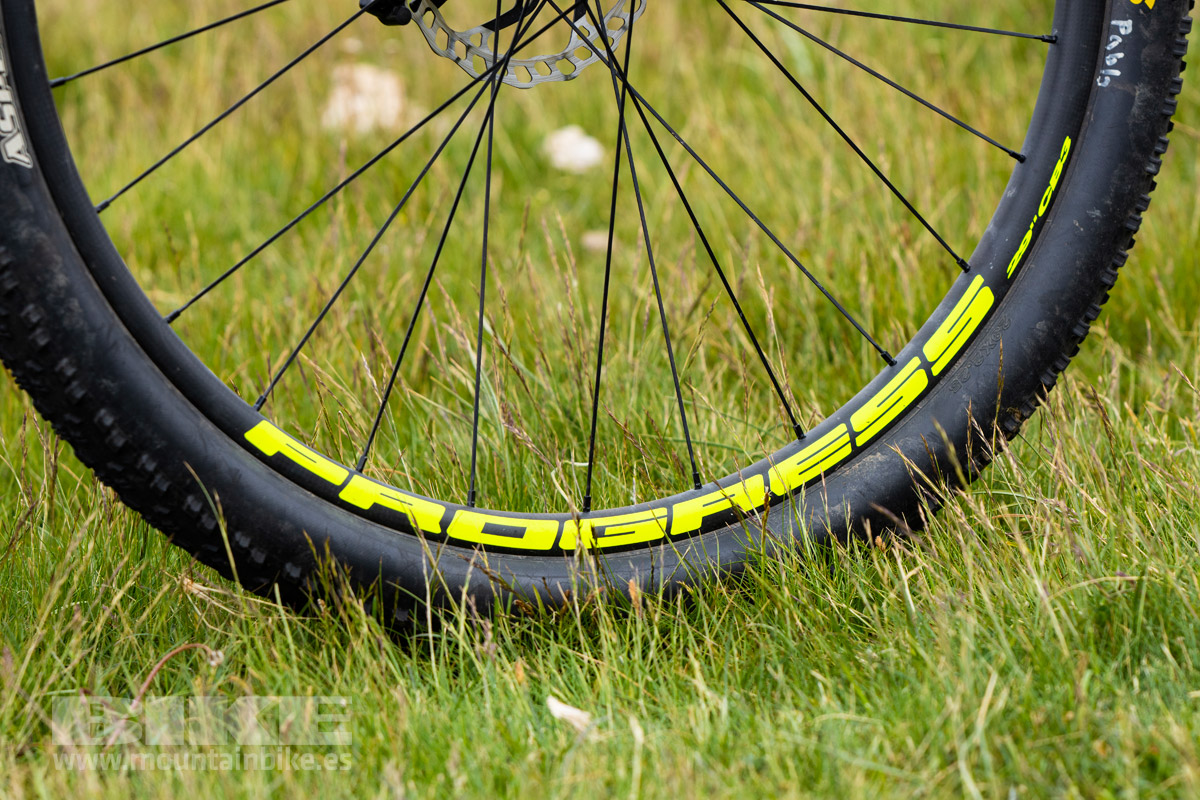 Vídeo: Mondraker F-Podium RR: la bici de Pablo Rodríguez