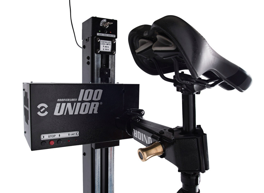 Unior: el caballete de montaje motorizado para e-bikes
