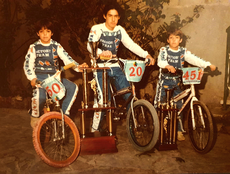 Hermanos y pros del MTB en España