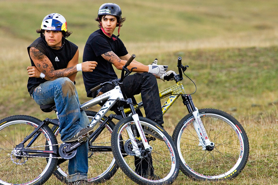 Hermanos y pros del MTB en España