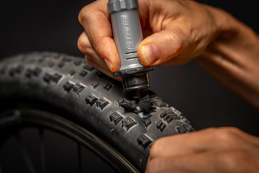 Stan´s Notubes DART: revolucionario Kit de reparación Tubeless