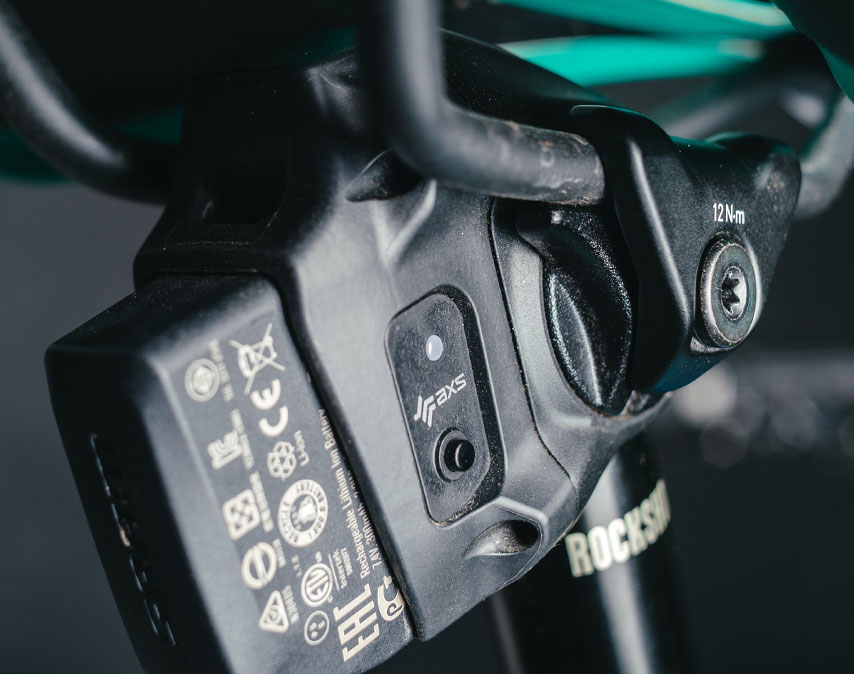 Mecánica: Instalar una tija RockShox Reverb AXS