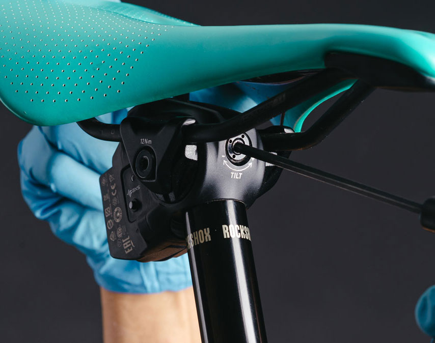 Mecánica: Instalar una tija RockShox Reverb AXS