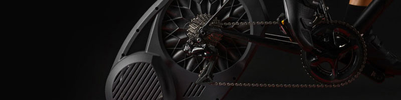 Rodillo VS salir con la bici. ¿Qué entrena más?