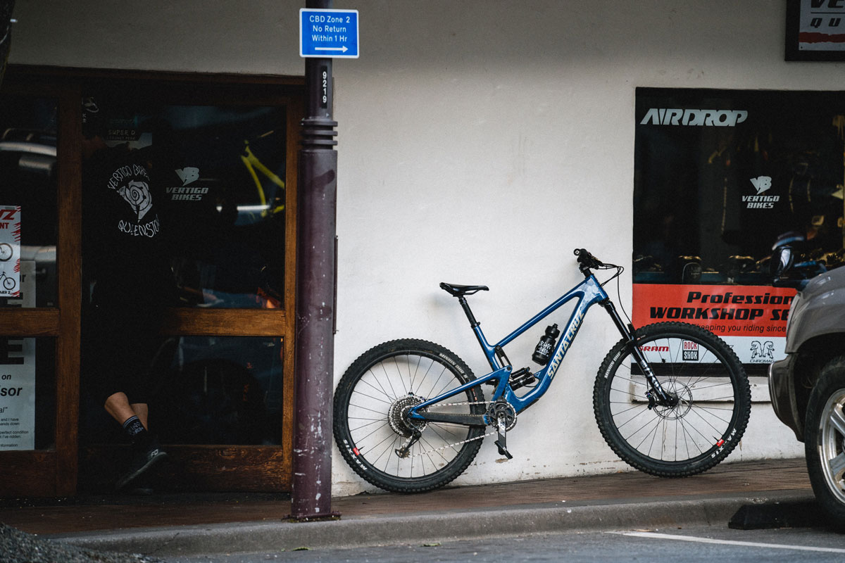 Escala 50.000 metros en 30 días en su bici de Enduro